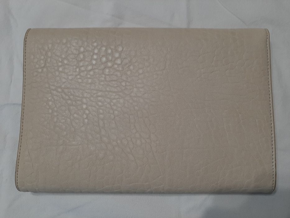Клатч - конверт молочного кольору
