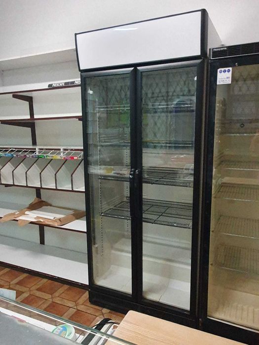 Sklepowa szafa lodówka chłodnicza 78 cm dwudrzwiowa