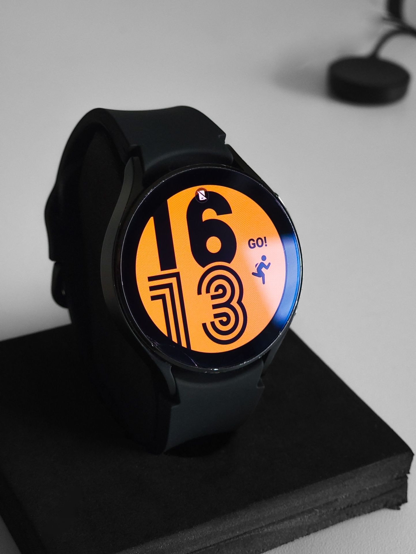 Смарт-годинник Samsung Galaxy Watch 4 44mm  / SM-R875U / Black