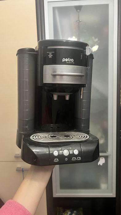 Кавомашина на чалдах. Кавоварка Німеччина