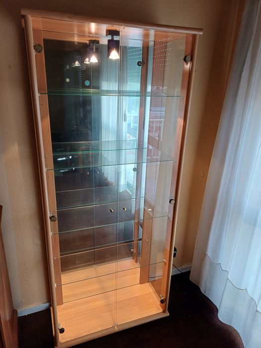 Vitrine com luz led lindissima