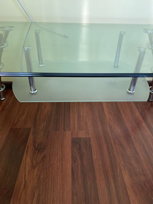 Столик стікляний