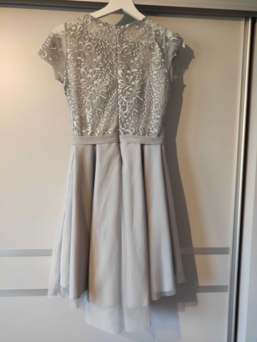 Sukienka damska elegancka roz. 36