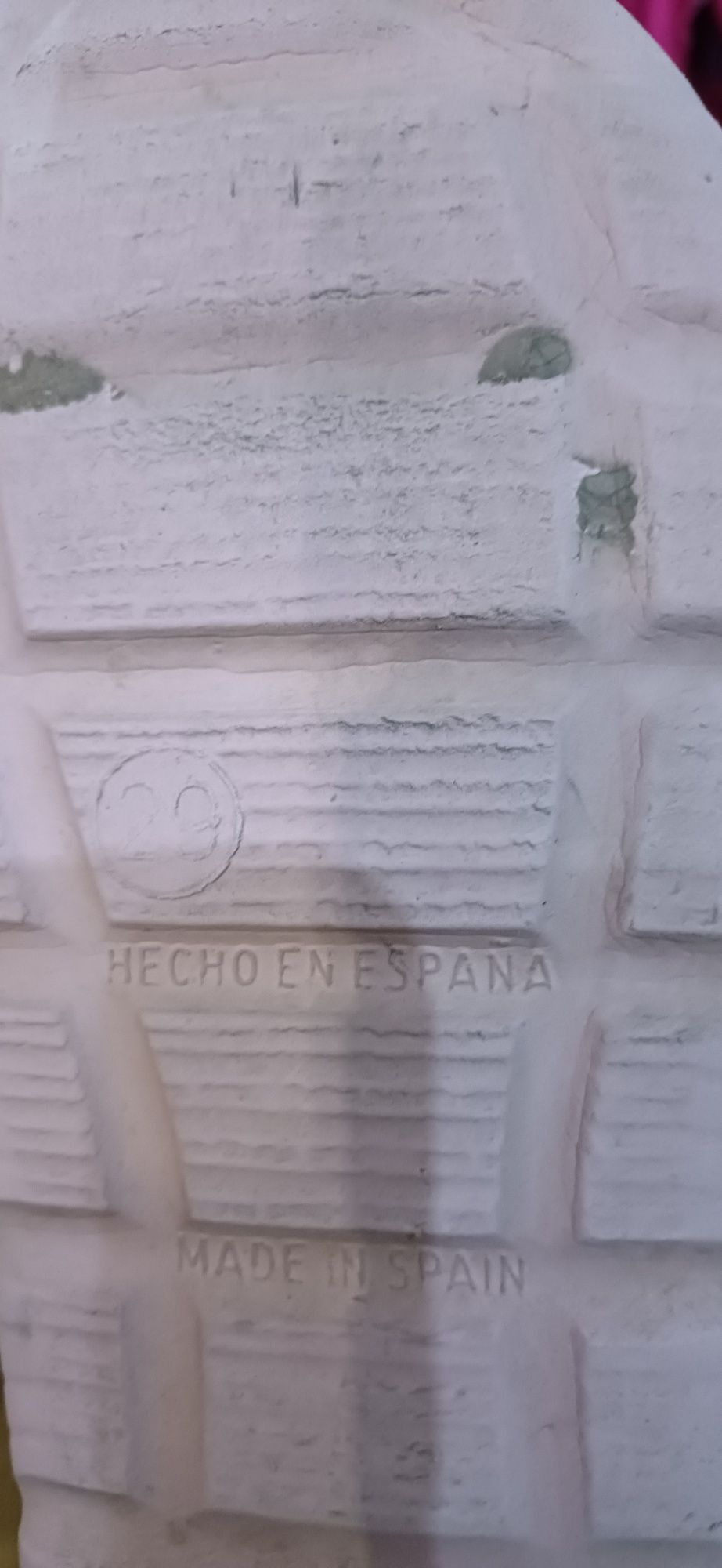 Vários sapatos para menina. E Muito bom estado. Limpos e desinfectados