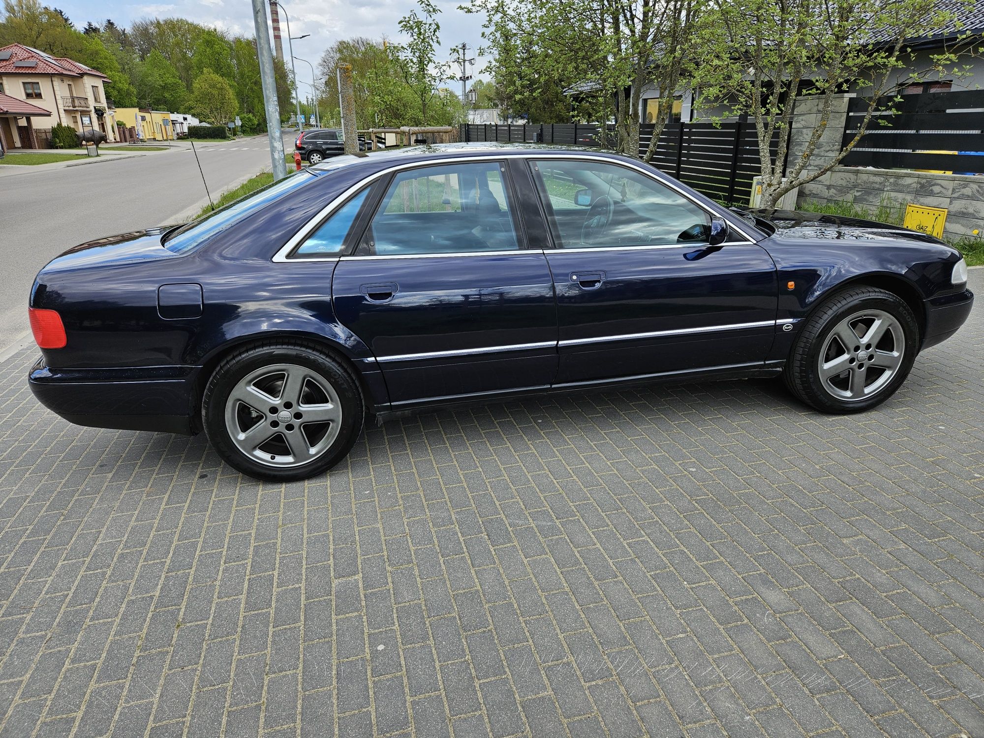 Audi a8 2.8 +gaz