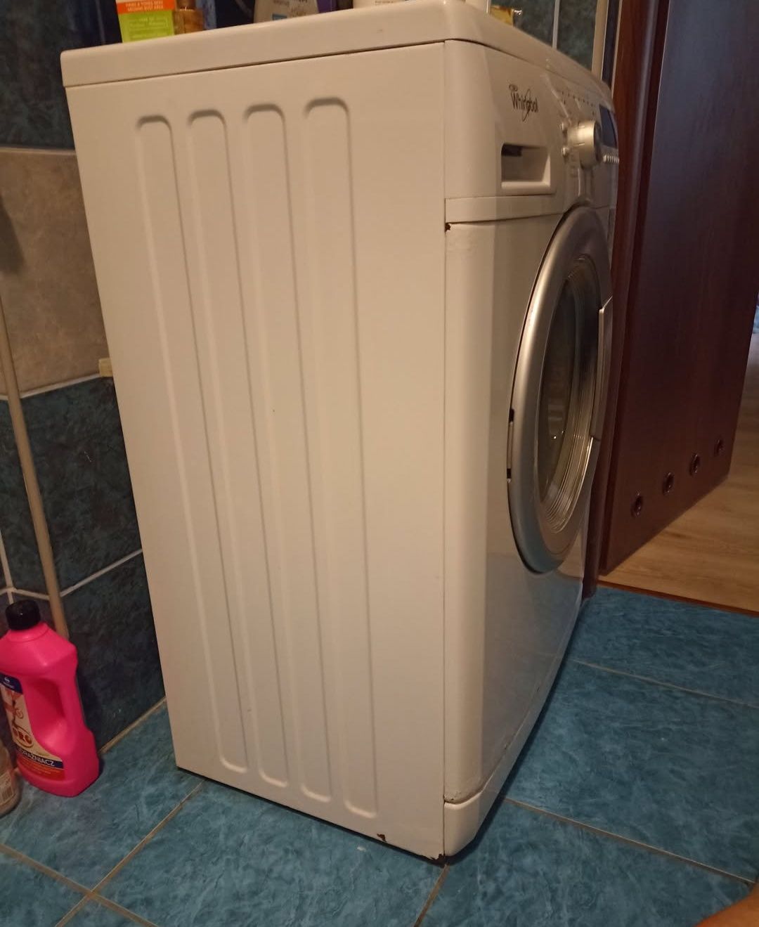 Pralka Whirlpool 6 kg, A++, slim