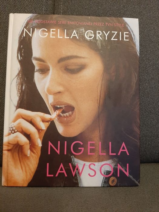 Książka Nigella Gryzie