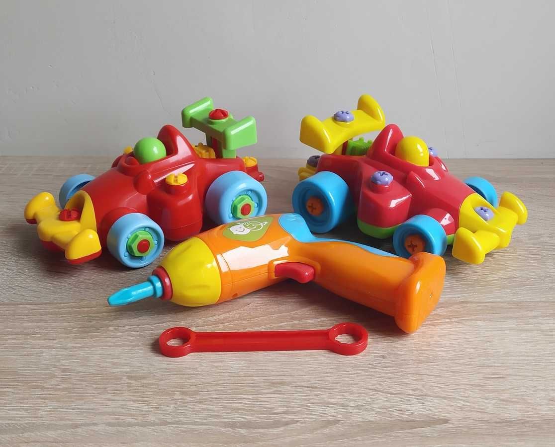 Kreatywny zestaw zabawek - Demontaż. Dwa Samochody Wyścigowe