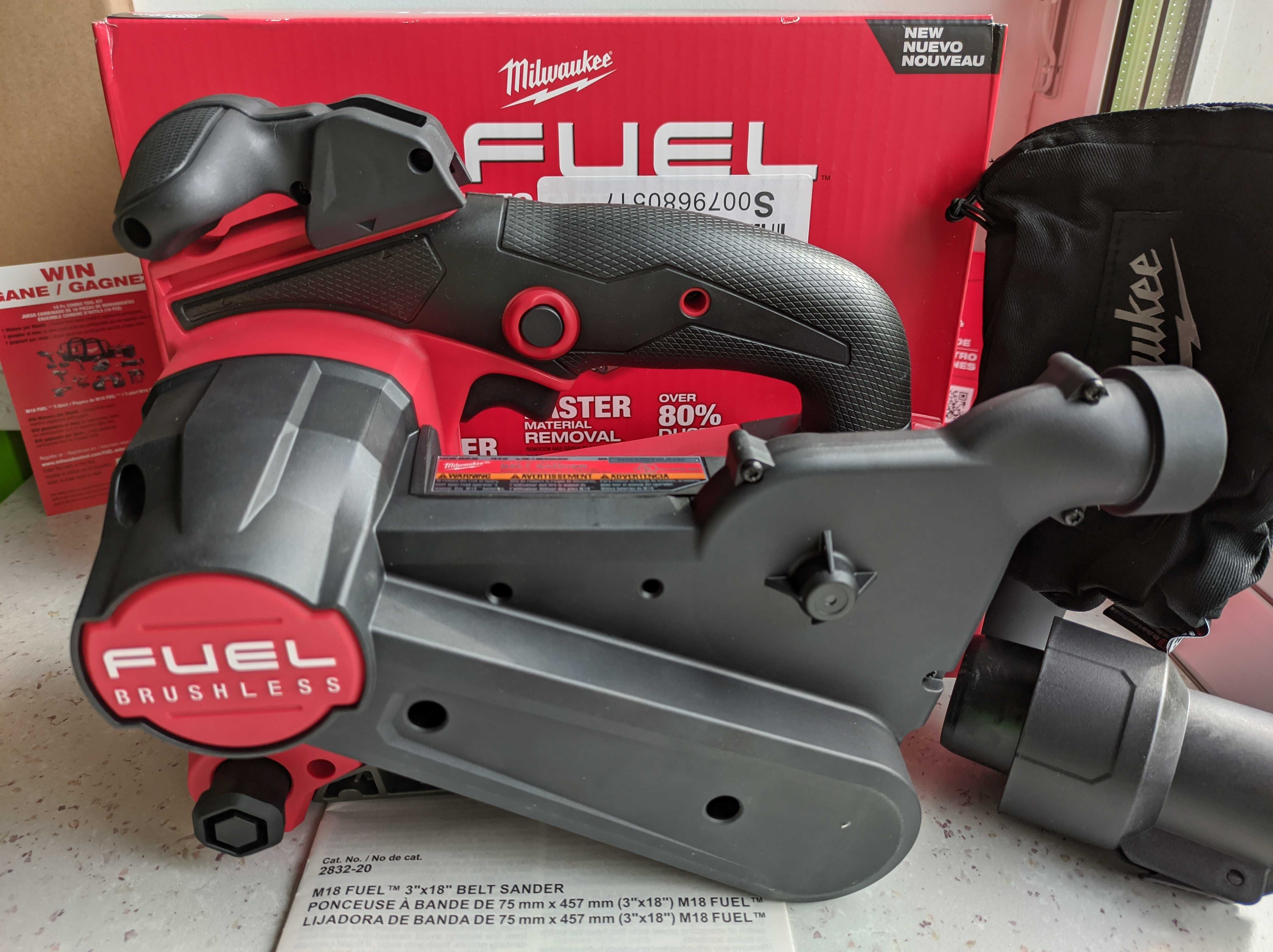 Аккумуляторная ленточная шлифовальная машина Milwaukee 2832-20 M18Fuel