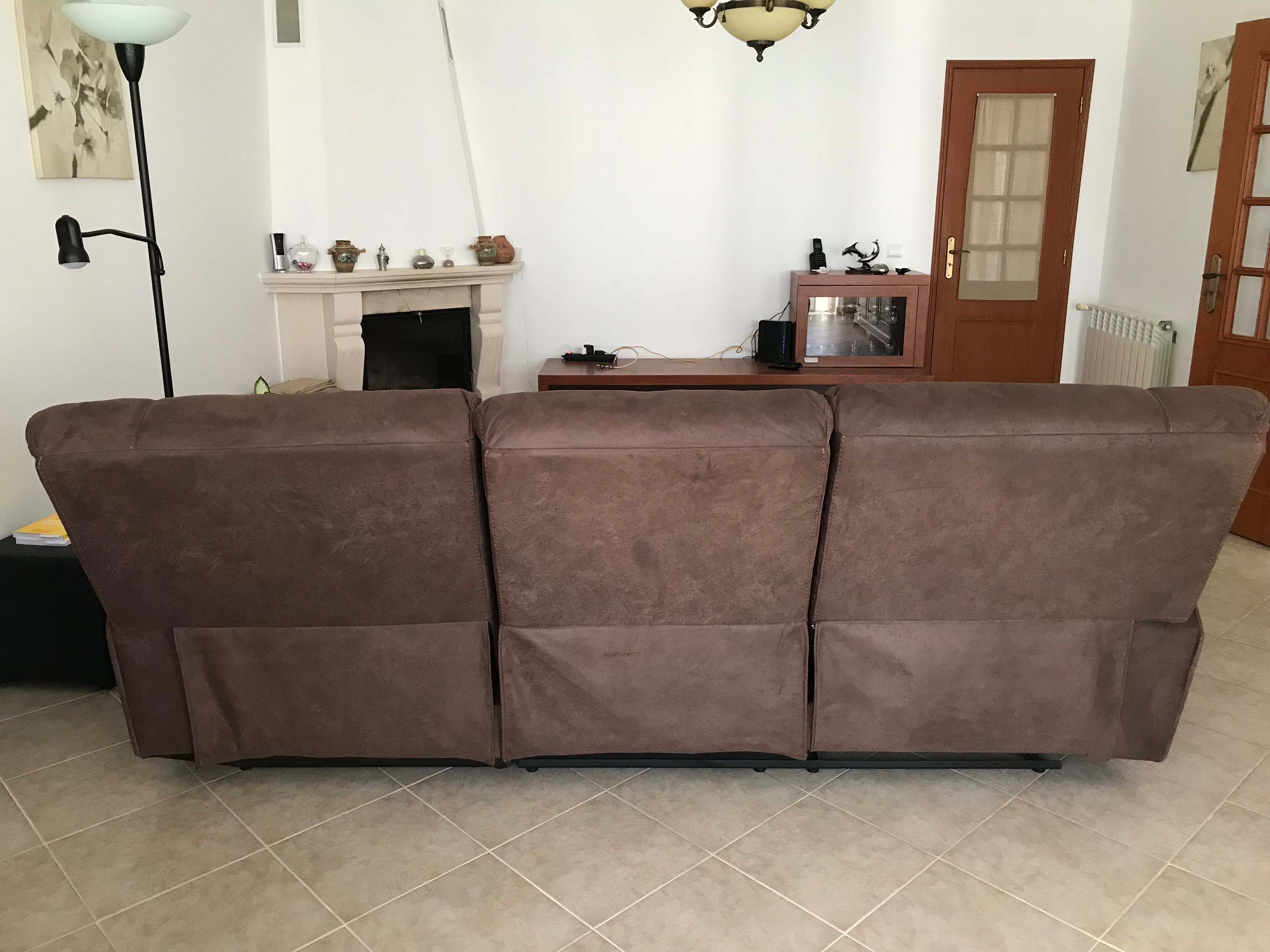 Sofá com chaise longe