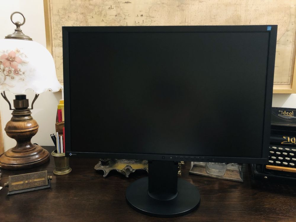 Monitor. EIZO FlexScan EV2436W. Monitor biznesowy 24 cale.