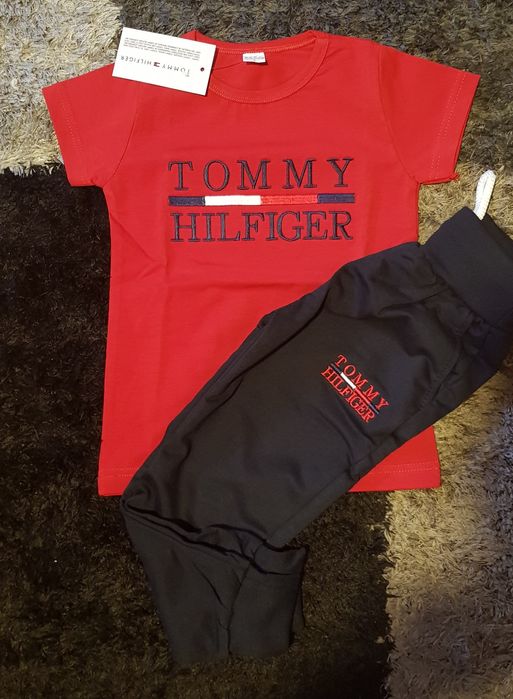 Conjuntos de criança várias marcas e tamanhos