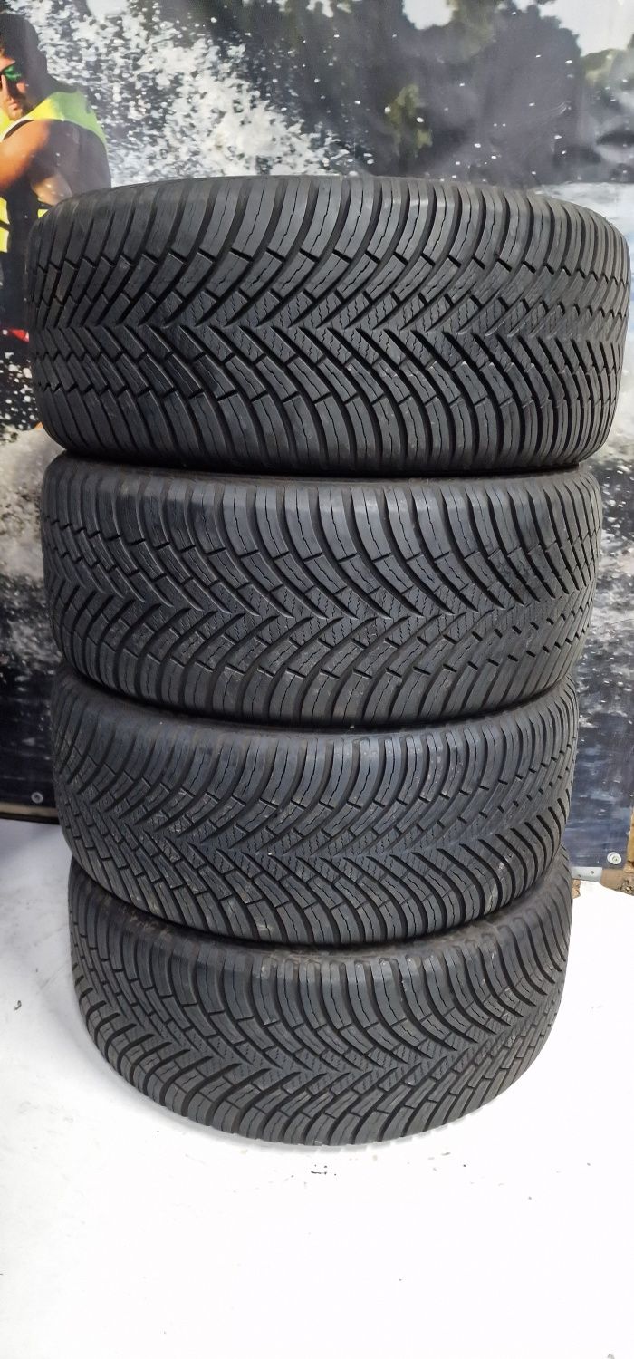 P23 4x 225/45R17 Vredestein Quatrac All Season 94V XL wielosezonowe