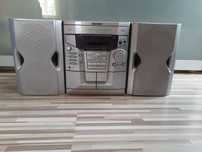 Wieża audio Sharp 3 Disc Rotary Changer z X-bass i 2 kolumnami