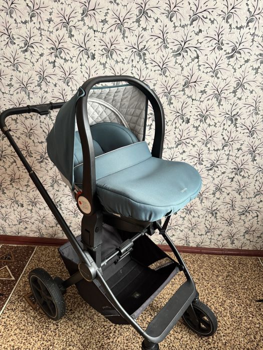 Дитяча коляска Carrello Ultima 3в1 (люлька + автокрісло + прогулянка)