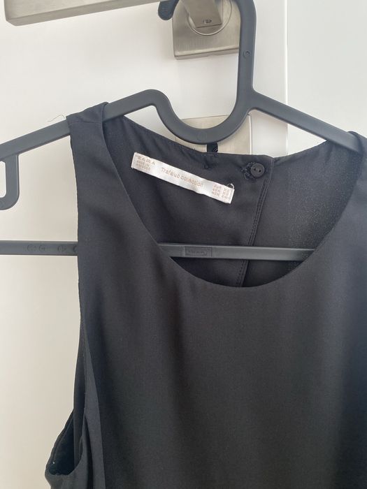 Top costas abertas preto Zara