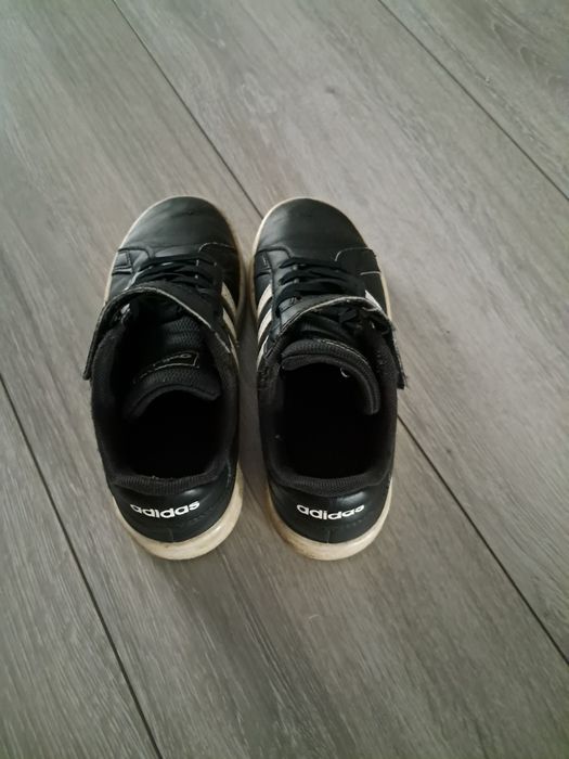 Buty chłopięce adidas 31