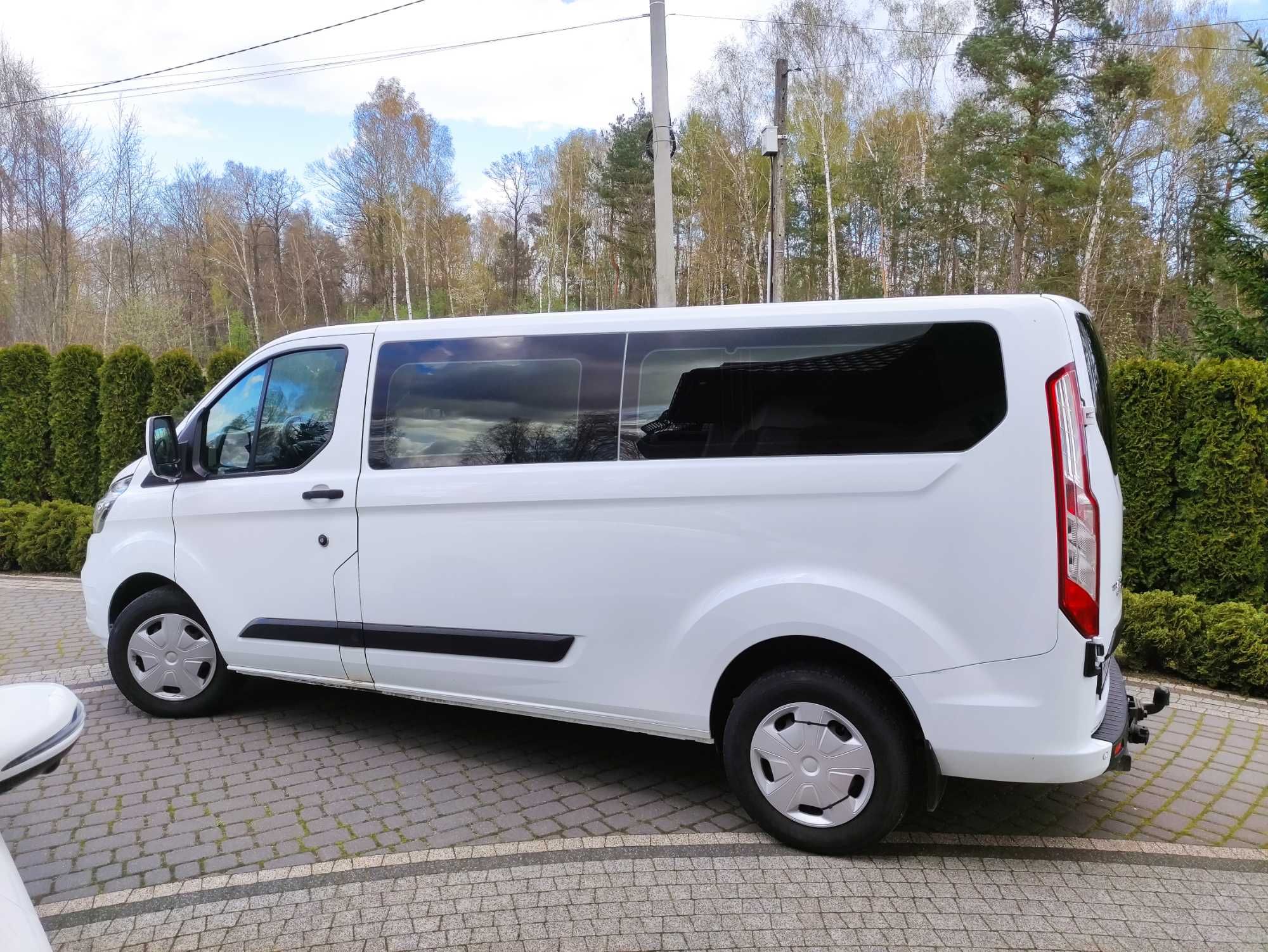 FORD TRANSIT CUSTOM Salon PL Long Lift 2020 R 9 cio osobowy FV23%