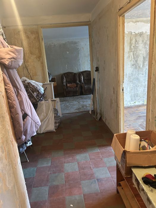 Продаётся 3 ком. кв. ул. Зестафонская в Осипенковском районе!