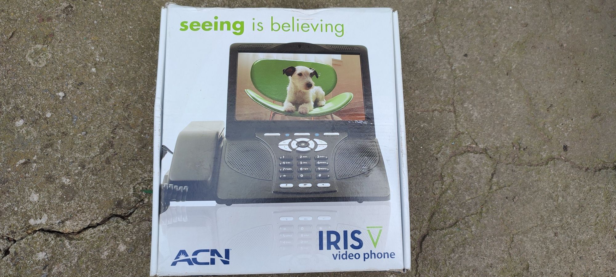 Продам відеотелефон IRIS