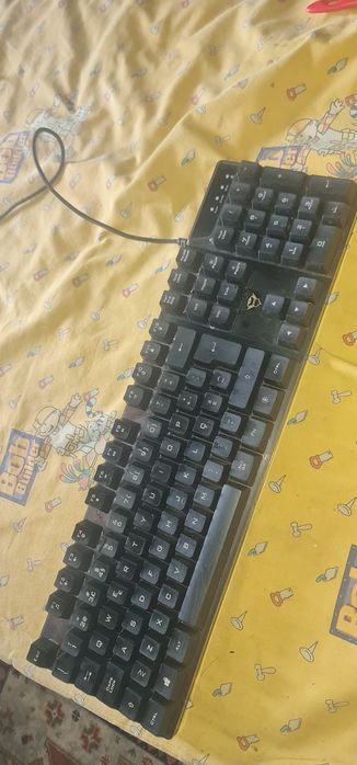 Teclado gaming novo