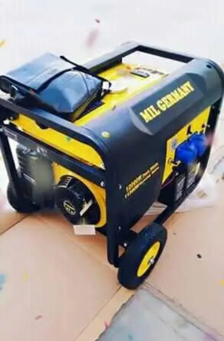 Новий потужний бензиновий на 12KW_генератор