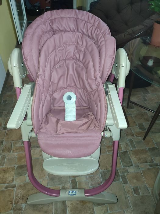 Продам стульчик для кормления.Chicco