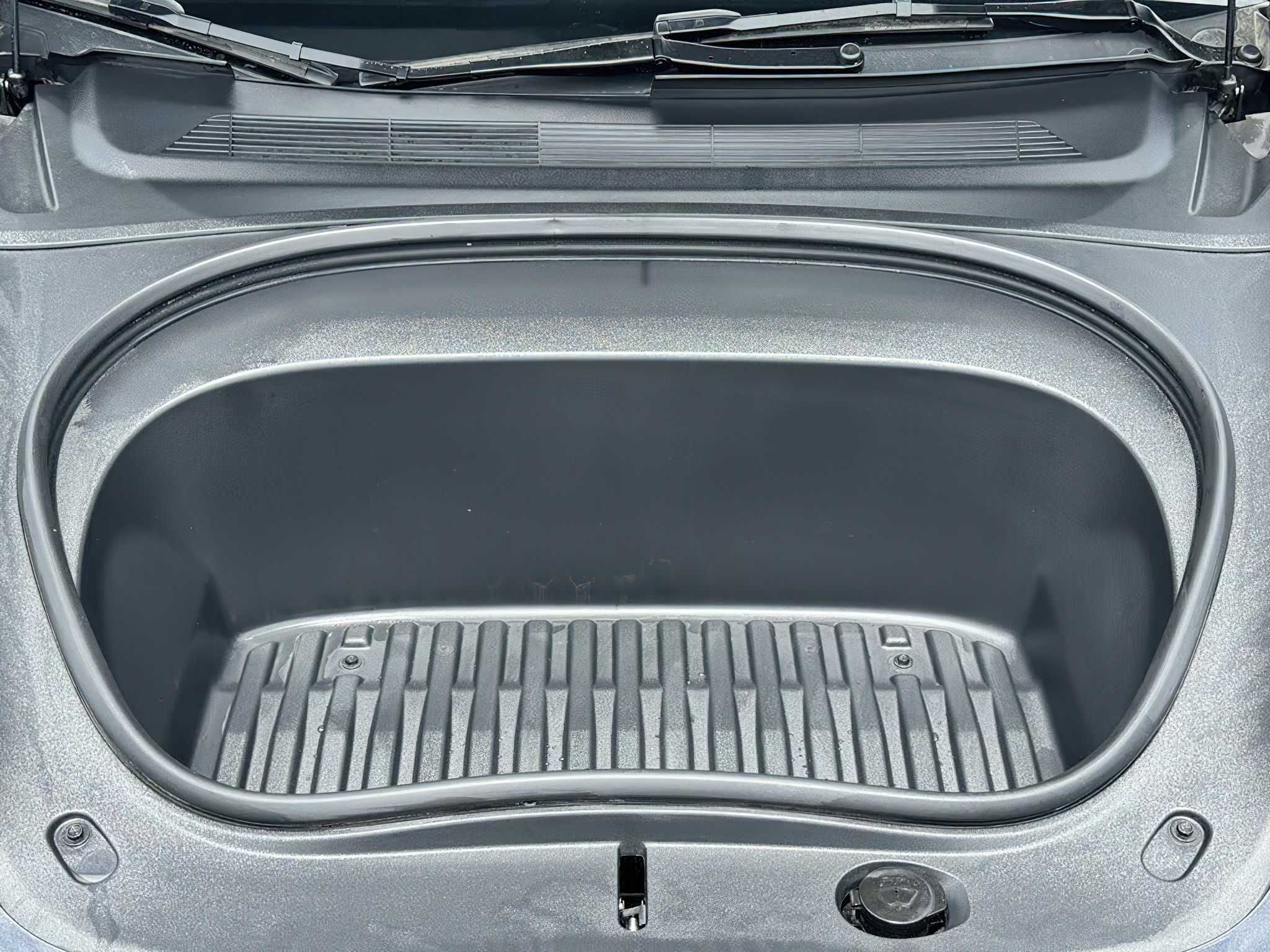 Tesla Model 3 Long Range 2025