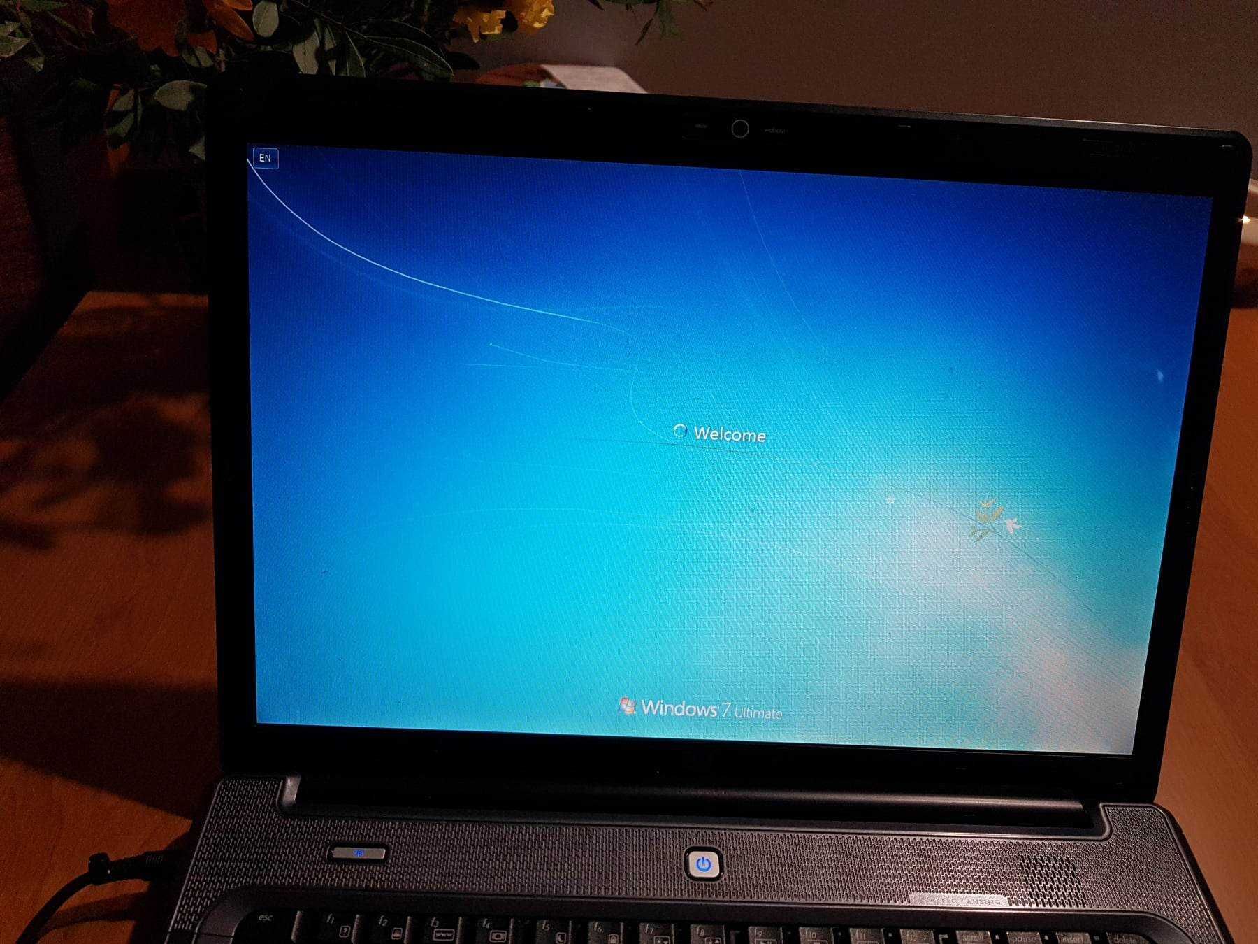 Laptop hp G 7000