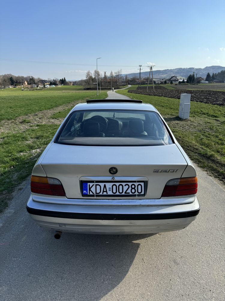 BMW 320i LPG e36 2.0 coupé sportsitze