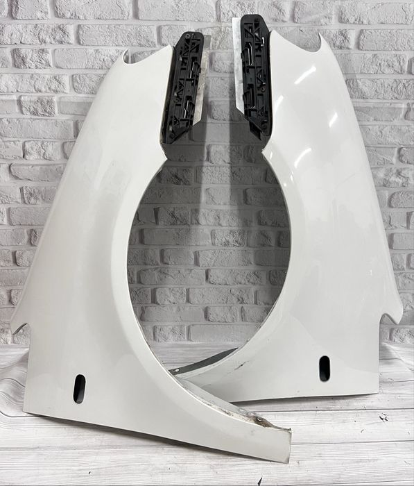 Оригінальне крило Праве / Ліве Volkswagen Caddy III / Кадді 3