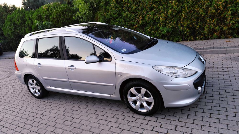 Peugeot 307SW 1.6 benzyna 109KM 2006r 220tys km