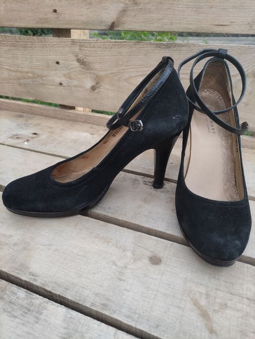 Жіночі туфлі женские туфли