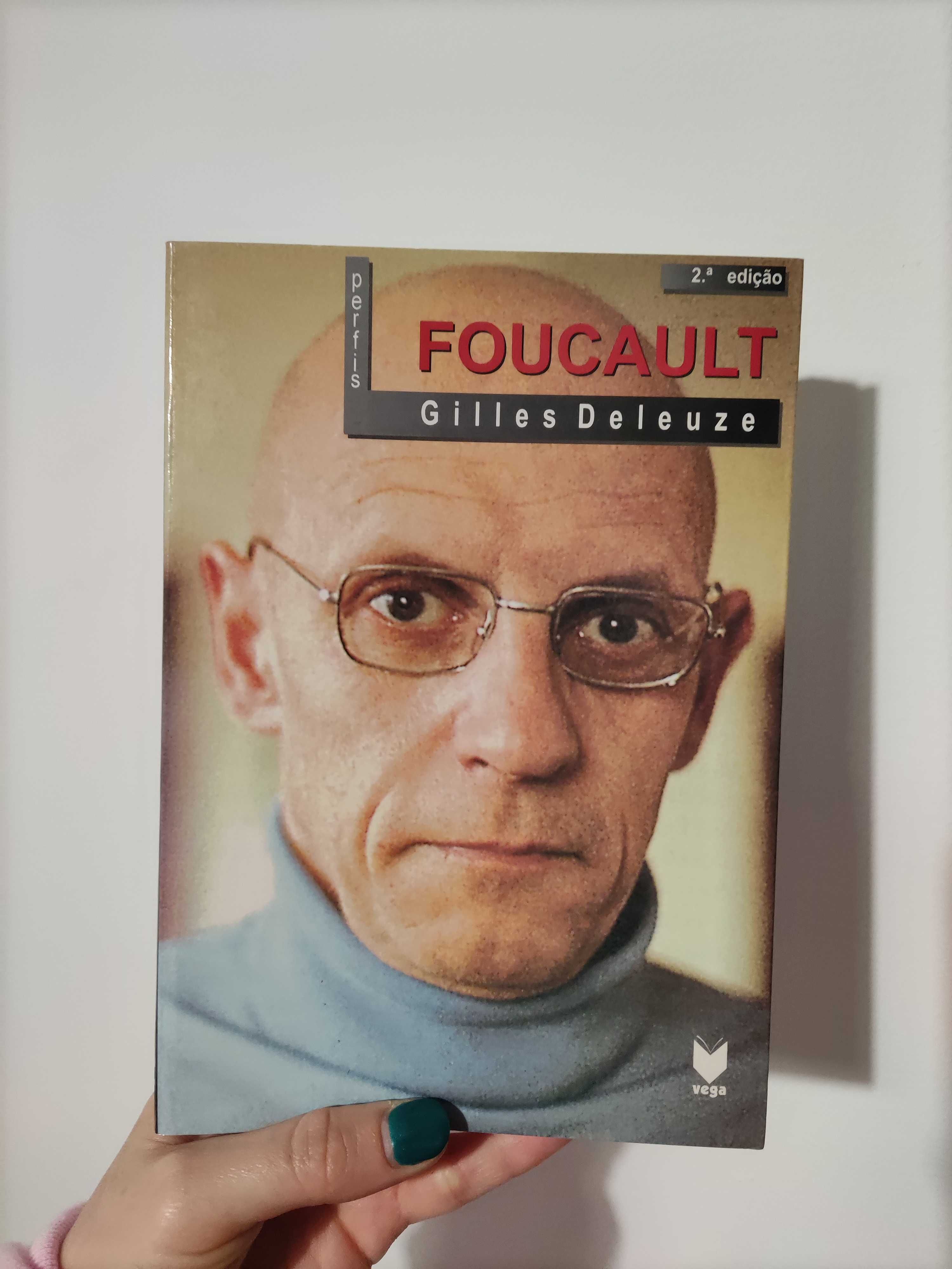 Livro Foucault - Esgotado na WOOK