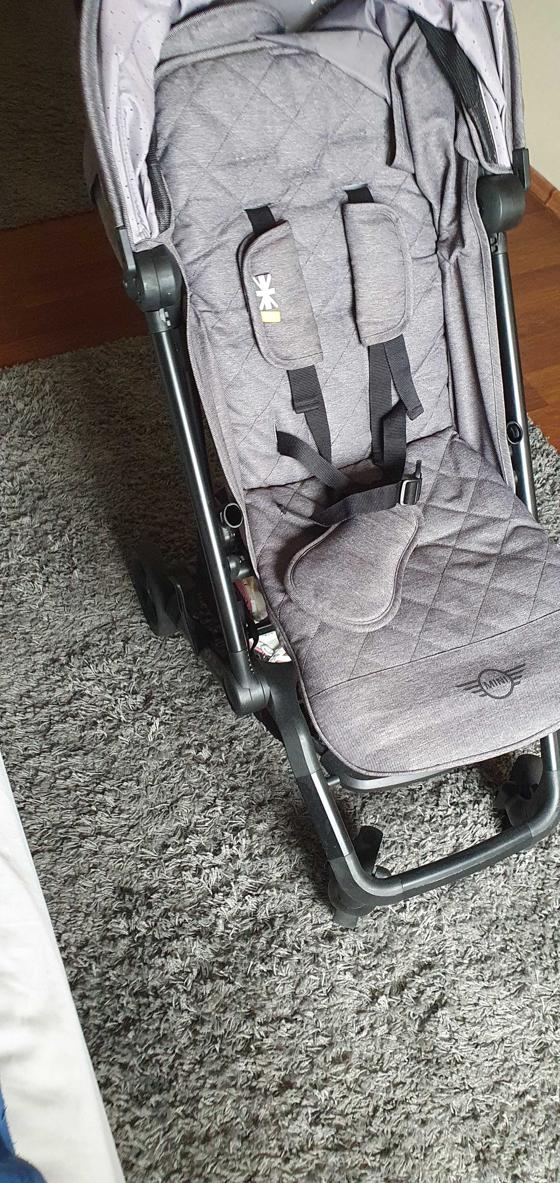 Wózek Easywalker Buggy wersja MINI  z osłonką przeciwdeszczową