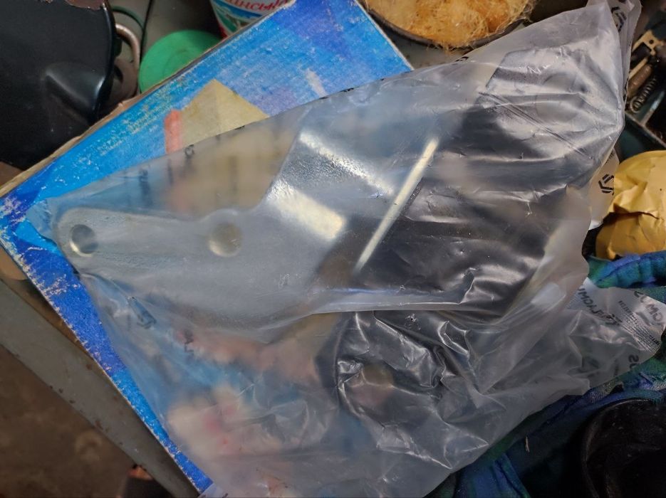 Подушка кпп пріора