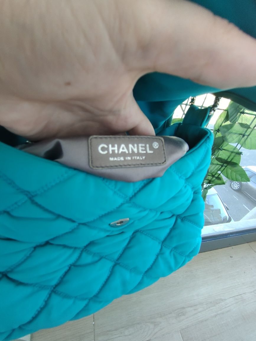 Mala Chanel autenticação