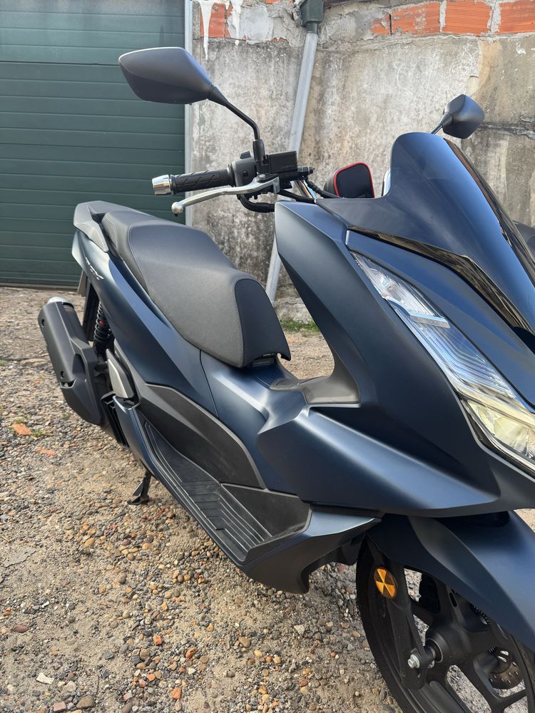 Pcx 2023 azul com 10 mil km