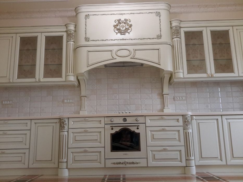 Деревянные кухни на заказ