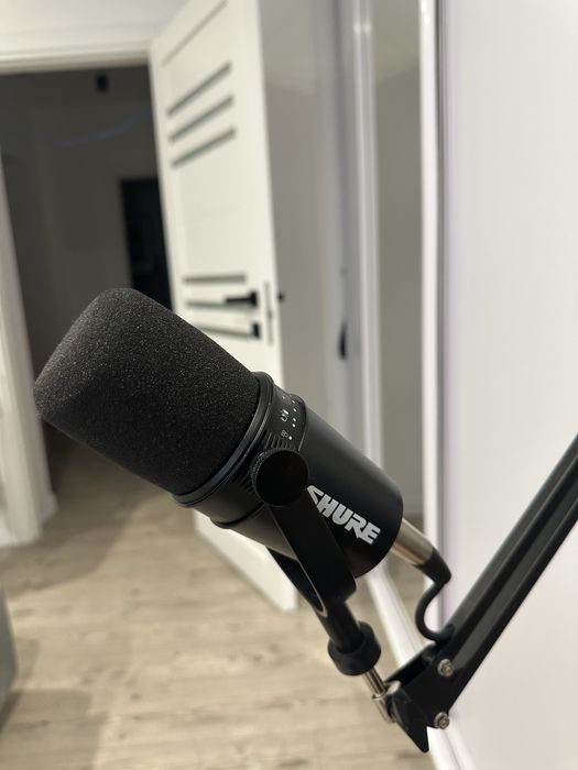 Студійний мікрофон Shure MV7
