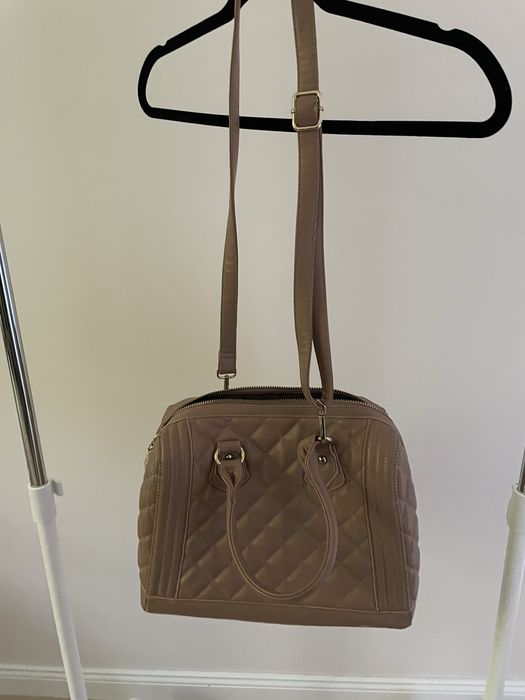 Torebka kuferek beżowa