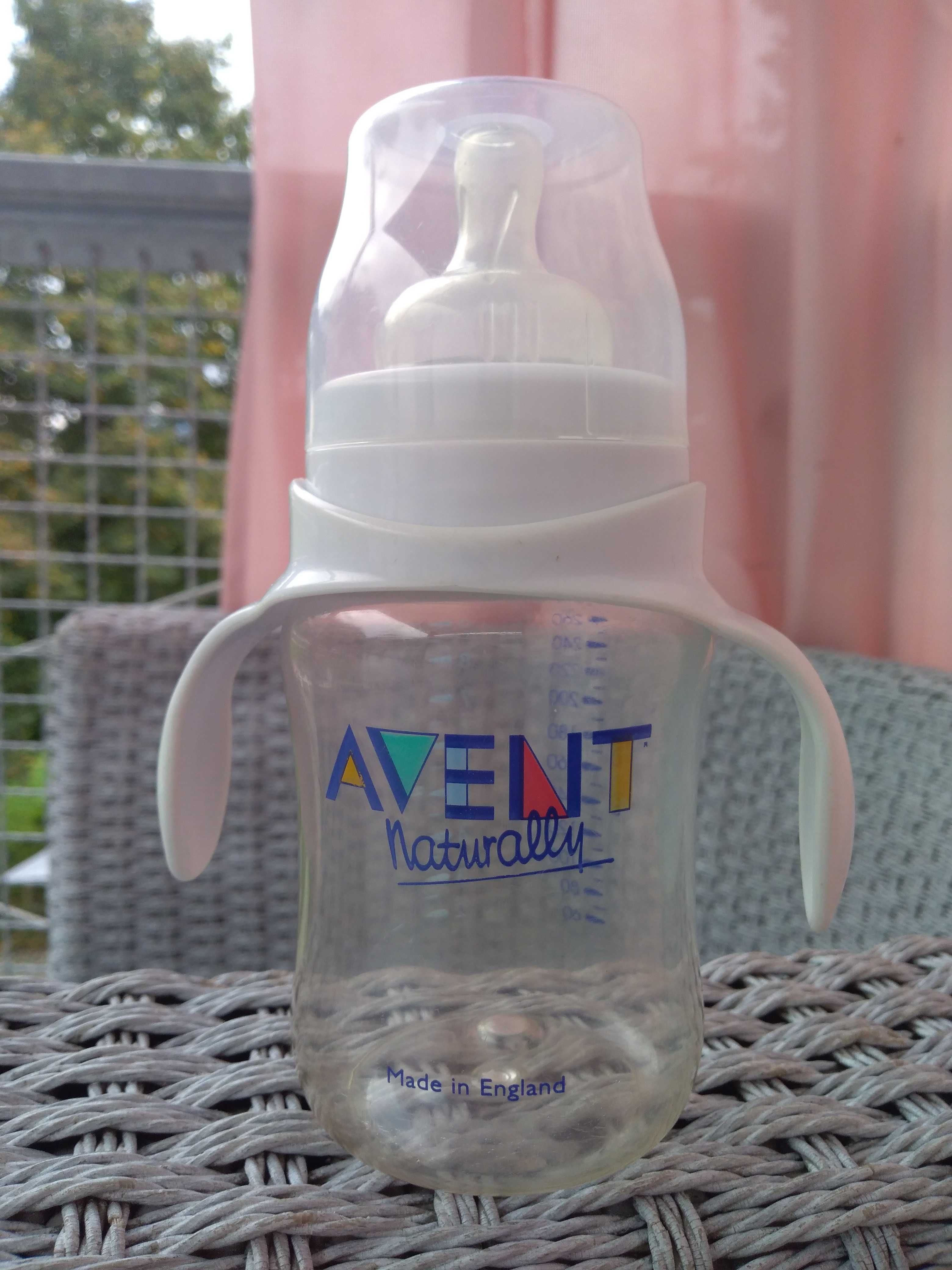Бутылочка Avent с соской на 3 потока и держателем.