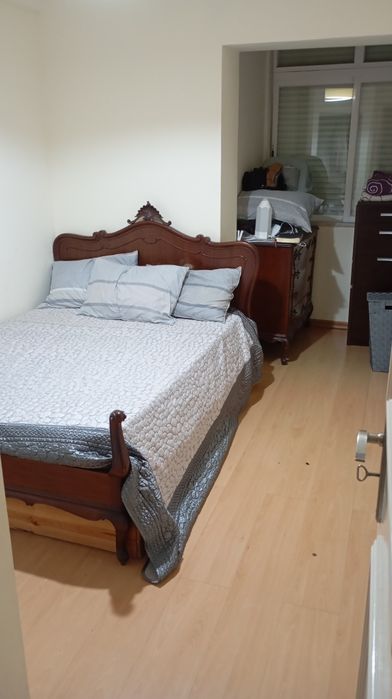 quarto para arrendar.