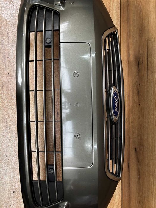 Zderzak przedni Ford Galaxy lift 4x pdc kolor po