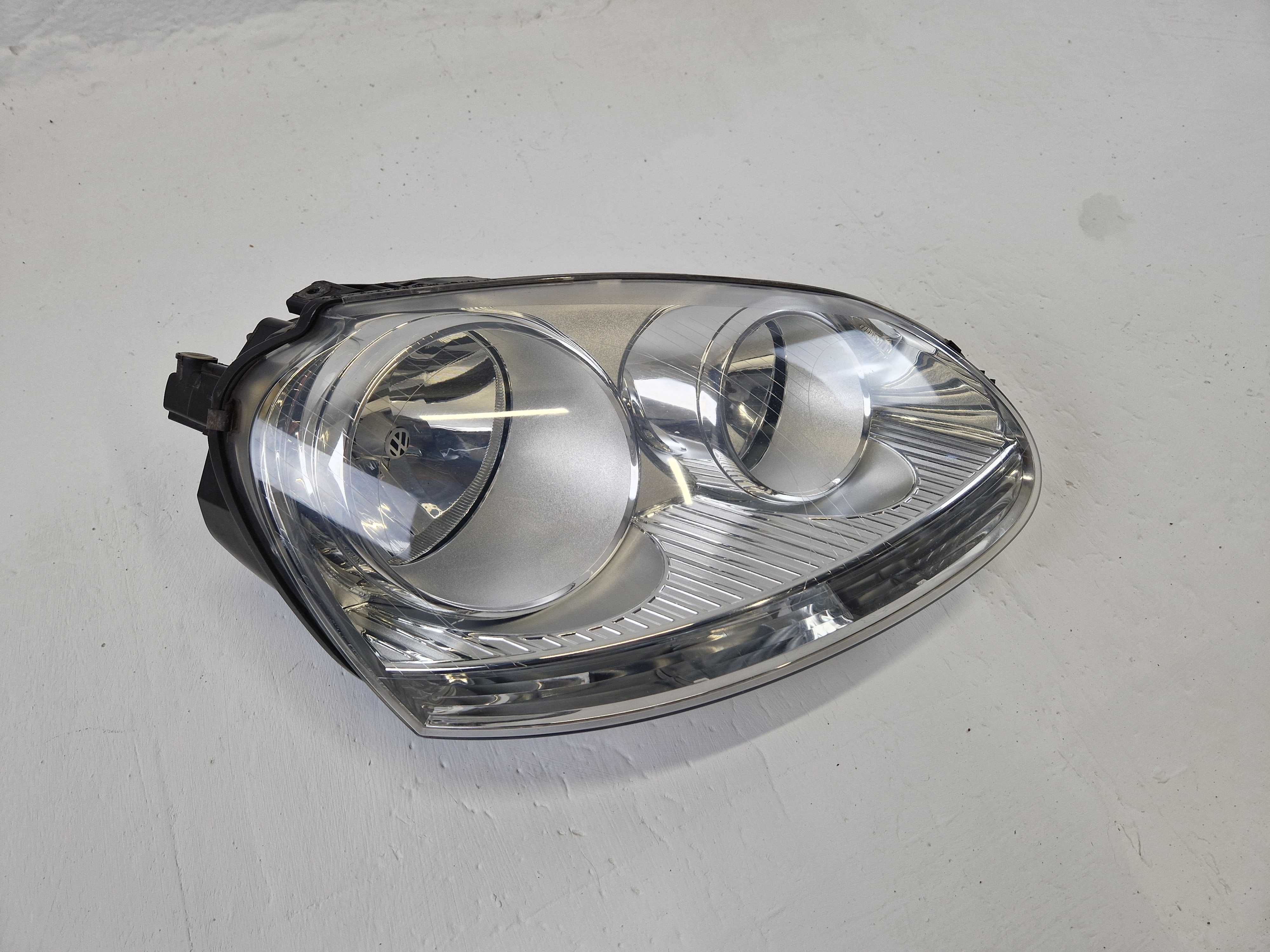 Prawa Przednia Lampa Reflektor VW GOLF 5 V JETTA 03-09r