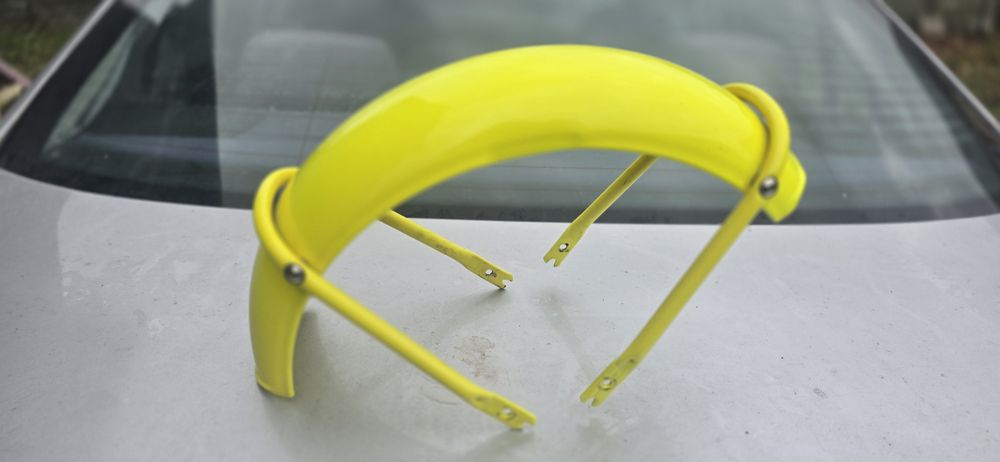 Sprzedam czesci motorynka m1  blotnik przod