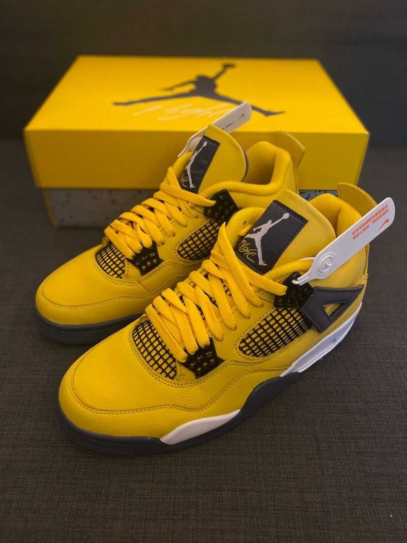 Jordan4Air4RetroLightning UnisexTrampki R.44