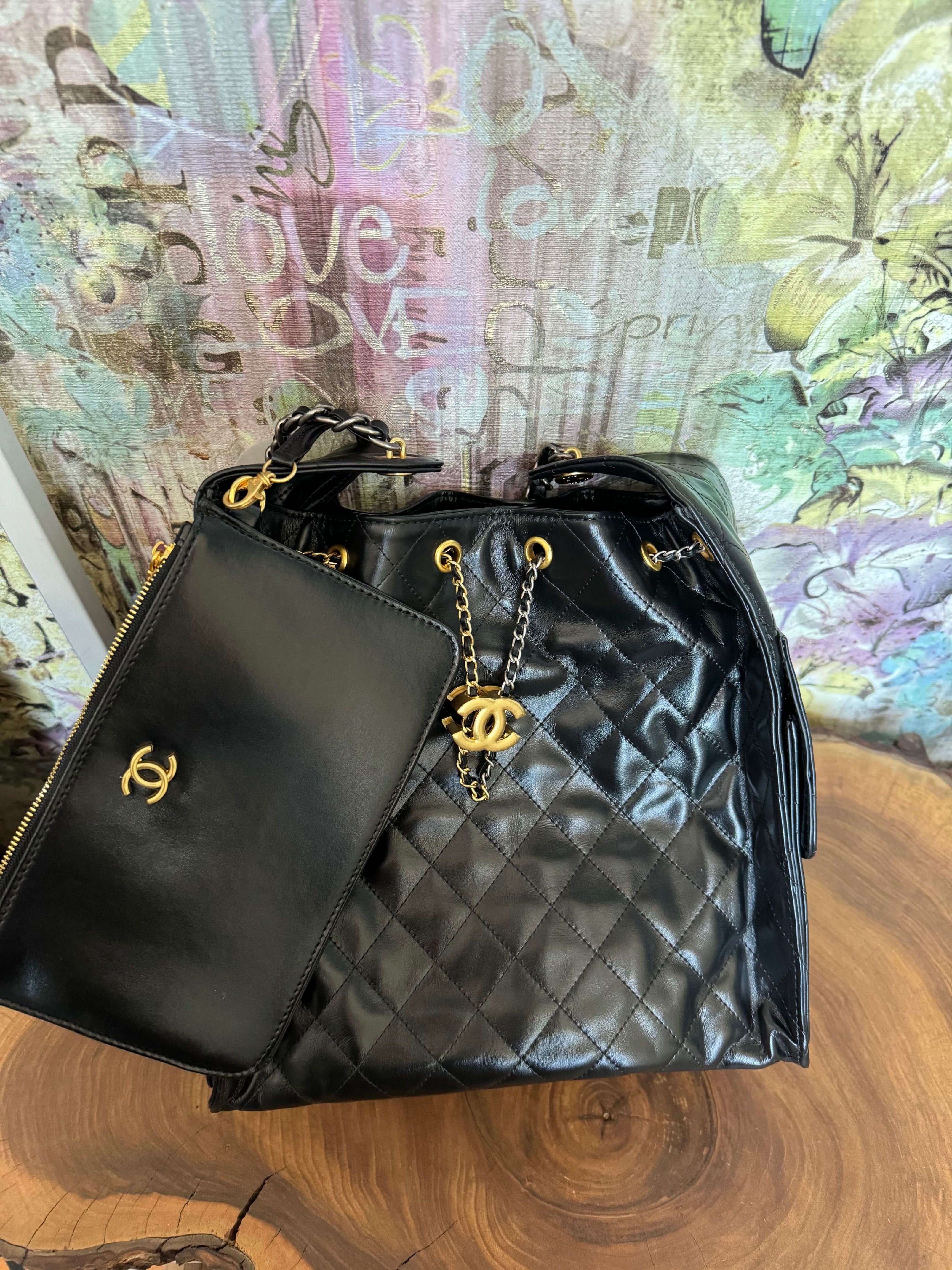 CHANEL 25  medium handbag нова колекція