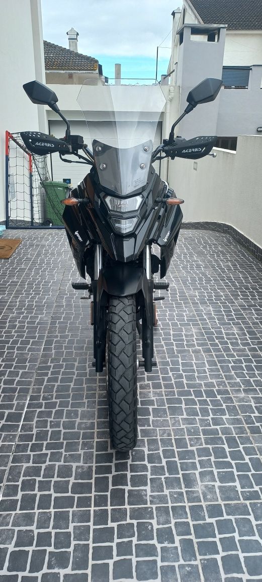 Sym nh-t 125 impecável