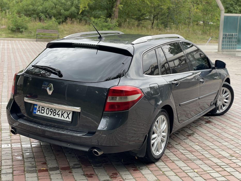 Renault Laguna 3 2.0 дизель Автомат